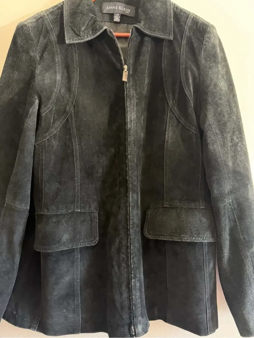 90s Minimalist / Quiet Luxury Anne Klein Black Suede Leather Jacket L